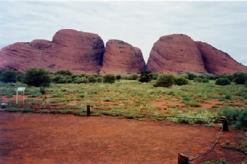 1999-26.jpg (18454 bytes)