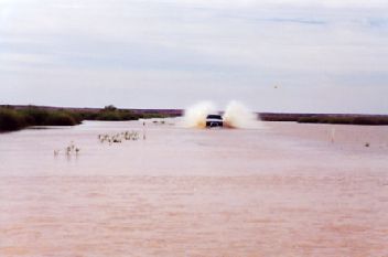 Eyre3.jpg (9160 bytes)