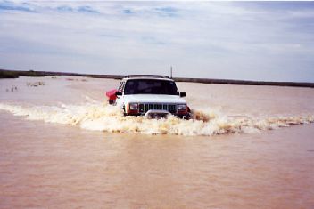 Eyre4.jpg (12448 bytes)