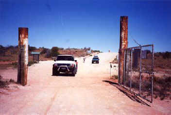 Border.jpg (15782 bytes)