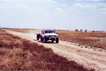 Btrack.jpg (18242 bytes)