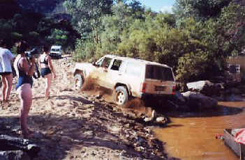 Ark7.jpg (27478 bytes)