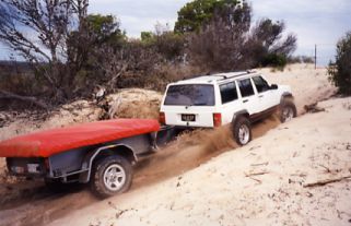 Trailer1.jpg (17949 bytes)