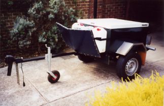 Trailerf.jpg (15930 bytes)