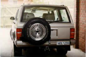 Tyre.jpg (11748 bytes)